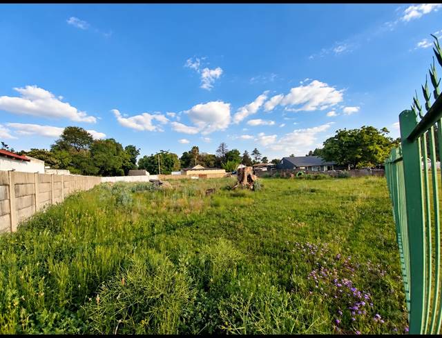 997M² VACANT LAND FOR SALE IN KOOKRUS